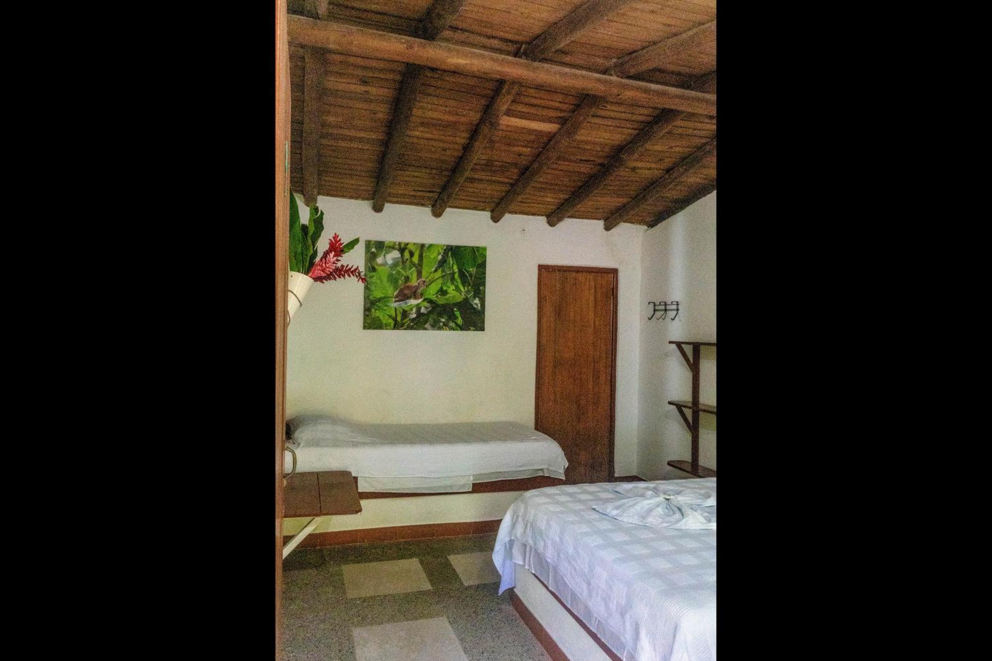 Los Robles Capurgana Hotel Szoba fotó